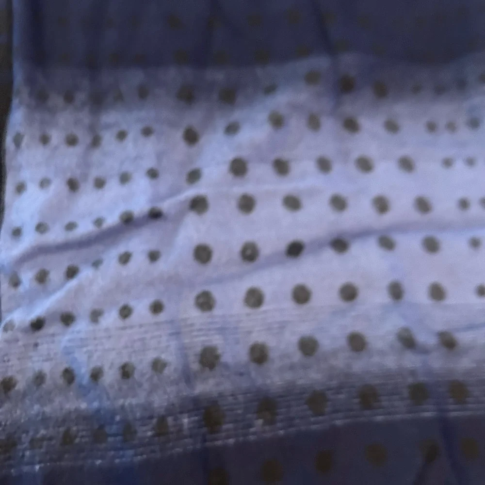 Chelsey II 100% Viscose blue hombre with polkadots scarf like new